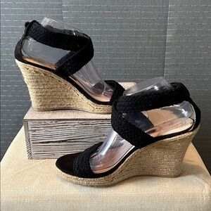 Dana Buchman Woven Espadrilles